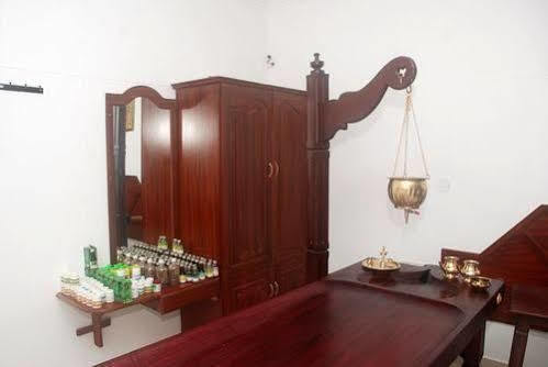 Chakra Ayurvedic Resort 可瓦兰 外观 照片
